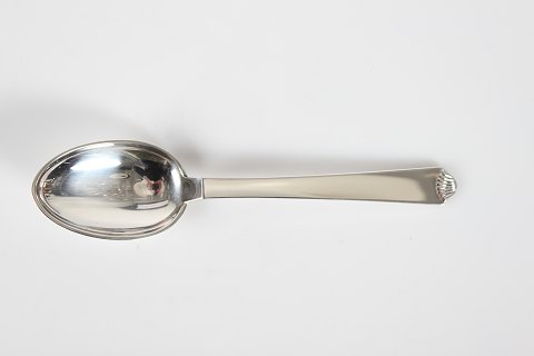 Hans Hansen Silver
Arvesølv no. 4
Dessert Spoon