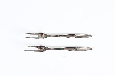 Eva Silver Cutlery
Serving forks
L 14 cm