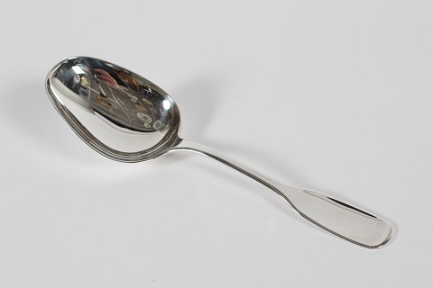 Susanne flatware
Serving spoon
L 20 cm
