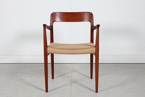 N. O. Møller
Armchair no. 56
made of teak + papercord
