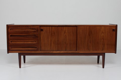 Scandinavian Design
Sideboard 
of rosewood