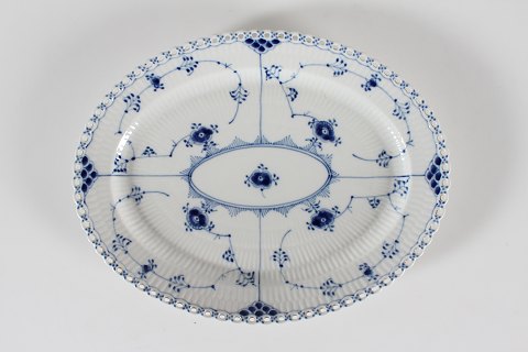 Royal Copenhagen
Blue fluted full lace
Oblong serving platter 1147
